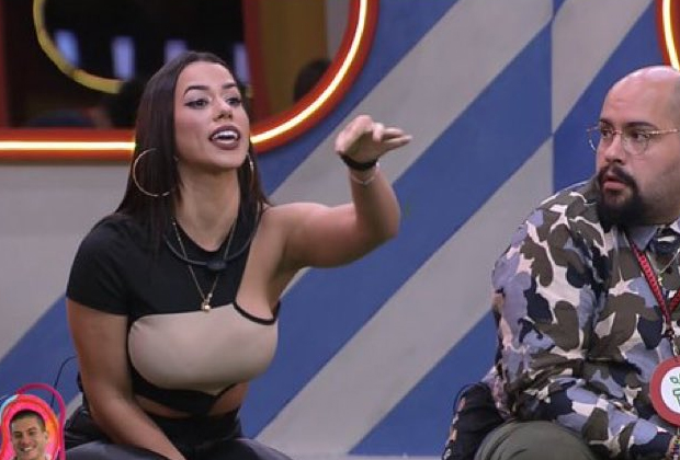 BBB 2022: Looks de Larissa chamam a atenção e viram motivo de piada