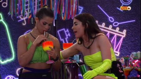 BBB 2022: Com ranço de Arthur Aguiar, Jade Picon se recusa a voltar para festa