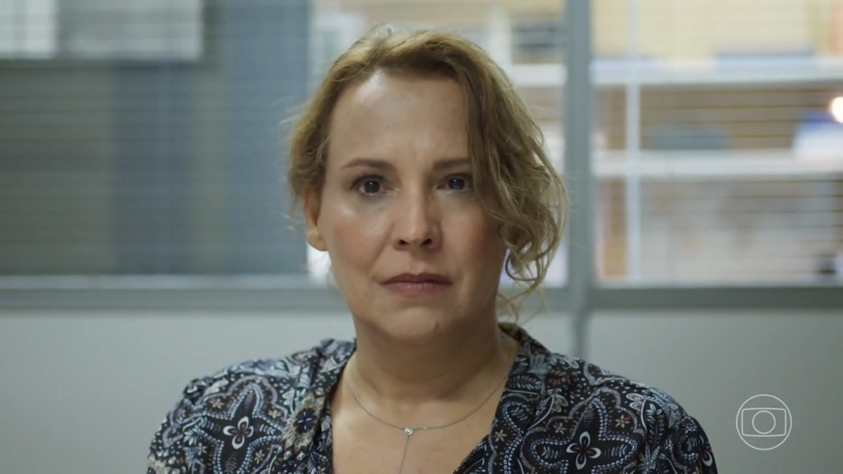 Ana Beatriz Nogueira desabafa após gravar novela meses após curar câncer
