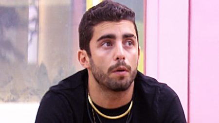 BBB 2022: Pedro Scooby hesita na vontade de estar no reality e cogita se jogar no paredão