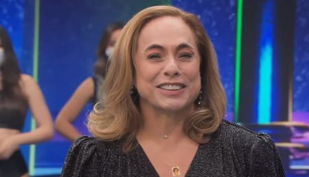 Cissa Guimarães negocia com a Band para apresentar novo matinal