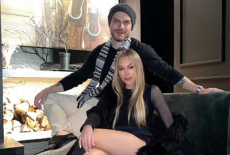 Carla Diaz faz festa surpresa para o namorado e revela reação dele