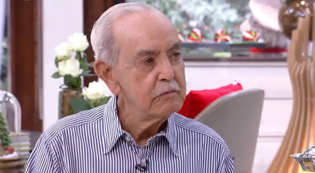 José Hamilton Ribeiro recebe homenagem da Globo 4 meses após demissão