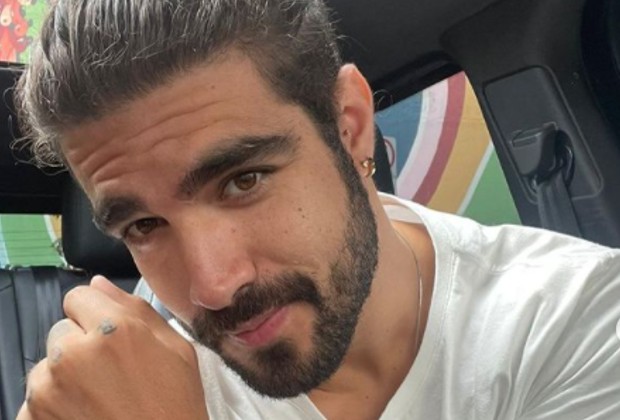 YouTuber revela affair com Caio Castro: “Ficamos muitas vezes”