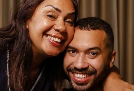 Mãe de Gil do Vigor entra para o PT e vai concorrer a cargo de deputada