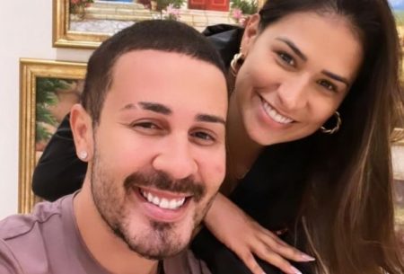 Simone reage ao descobrir crise no casamento de Carlinhos Maia