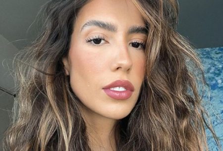 Gabi Brandt se revolta após ser questionada se estaria com HIV