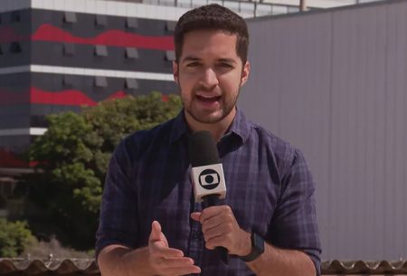 Repórter da Globo está internado em estado grave após ser esfaqueado; vídeo mostra ataque