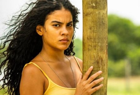 Pantanal: Bella Campos defende Muda e afirma que não a enxerga como vilã