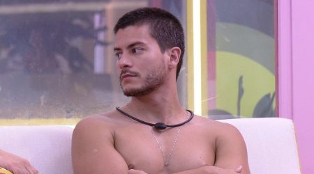 BBB 2022: Arthur Aguiar fala tudo o que pensa após ser vítima de falsidade de brothers