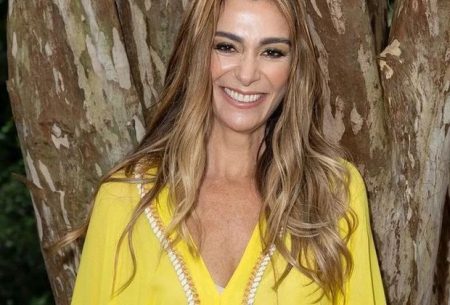 Travessia: Mônica Martelli retorna às novelas após 25 anos