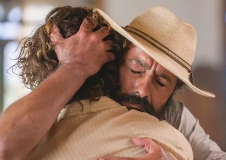 Pantanal: José Leôncio reencontra Jove e se emociona ao fazer pedido