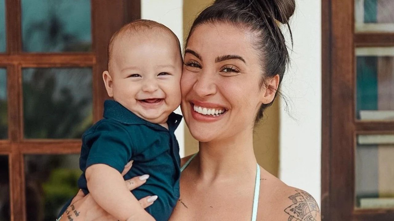 Bianca Andrade faz desabafo sobre maternidade e confessa: “A experiência mais difícil”