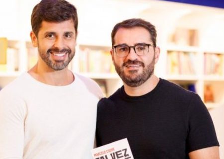 Marcelo Cosme, âncora da GloboNews, abre o jogo sobre luta contra o preconceito