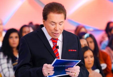 Silvio Santos se surpreende ao descobrir que Sabrina Sato está na Globo