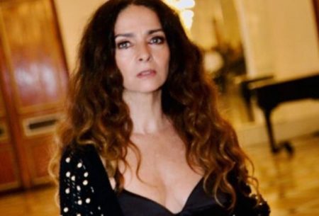 Claudia Ohana abre o jogo e diz o que pensa sobre reprise de A Favorita