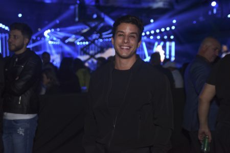 Ricky Tavares é flagrado em clima de romance com influenciadora