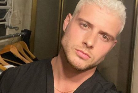 Ex-BBB Daniel Lenhardt curte viagem romântica com namorado no México