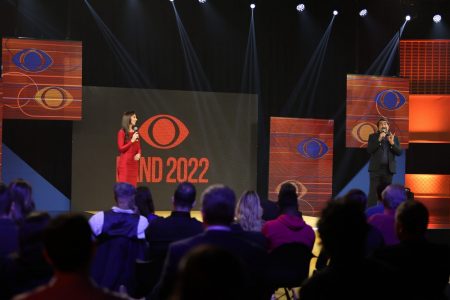 Band decide arquivar projetos para produzir séries em 2022