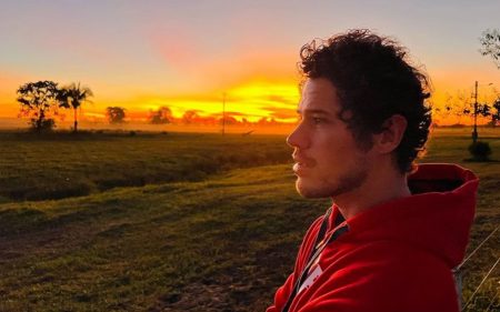 José Loreto compara Tadeu de Pantanal com a ex-BBB Juliette