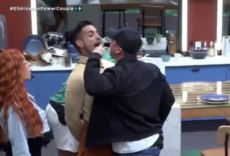 Power Couple 2022: Hadballa encurrala Matheus, xinga muito ao vivo e caos toma conta