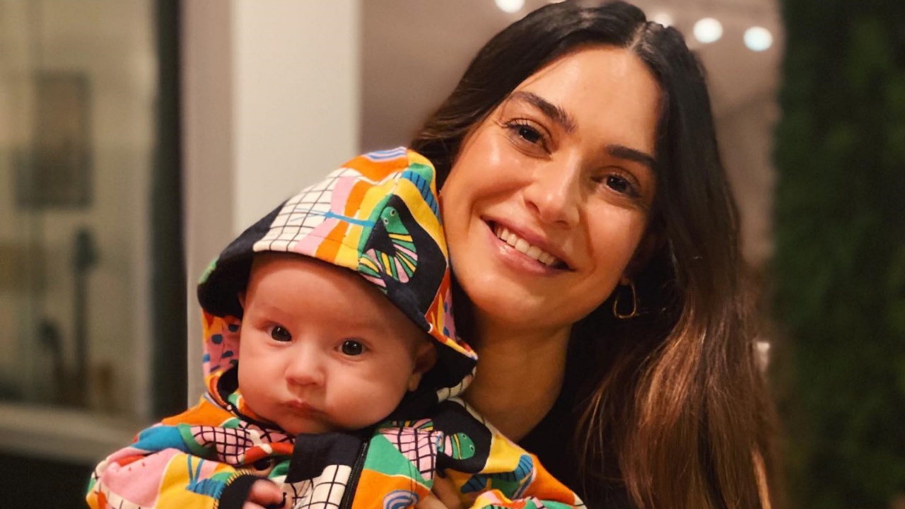 Thaila Ayala revela sentimento sobre carreira após nascimento do filho