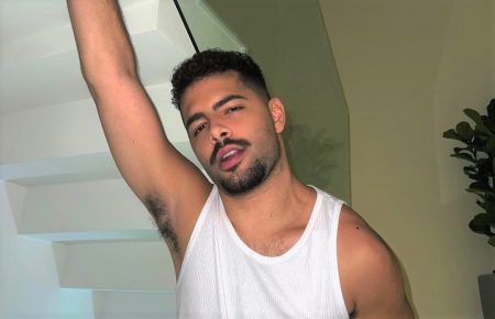 Pedro Sampaio protagoniza dancinha sexy com bailarino e dá o que falar