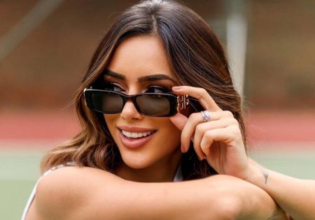 Bruna Biancardi, namorada de Neymar, faz ensaio de lingerie com detalhe dedicado ao craque