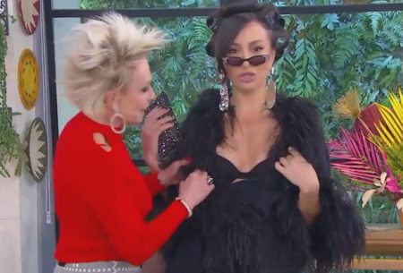 Ana Maria Braga choca ao puxar a roupa de Sabrina Sato no Mais Você
