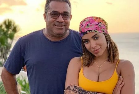 Anitta revela que pai está curado após AVC e descoberta de câncer no pulmão