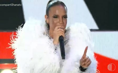 Ivete Sangalo negocia para comandar o Réveillon de Miami