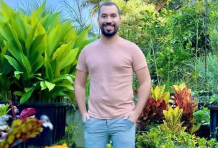 Gil do Vigor reforça rumor de romance com americano