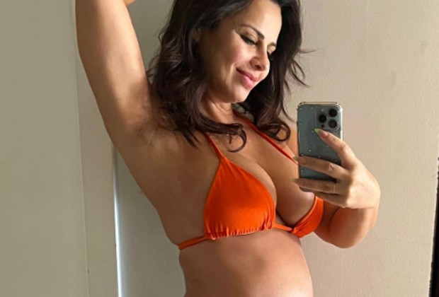 Viviane Araújo revela que precisou recorrer à fisioterapia pélvica durante gravidez