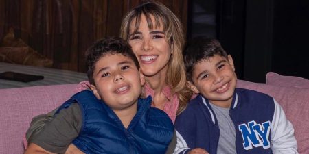 Após separação polêmica, Wanessa Camargo aparece na web ao lado do filho e faz declaração