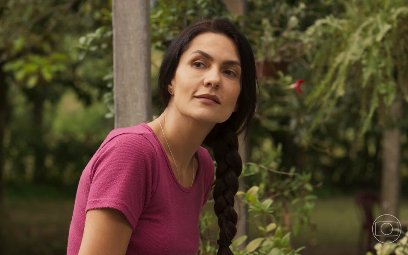 Zefa de Pantanal, Paula Barbosa expõe emoção de atuar na novela criada pelo avô