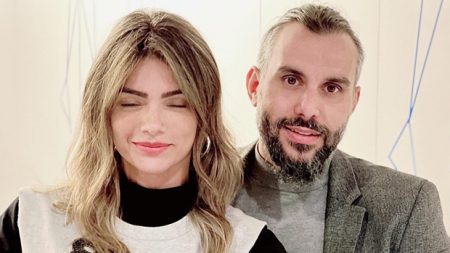 Kelly Key e o marido expõem intimidade do casal em troca de mensagens ousadas