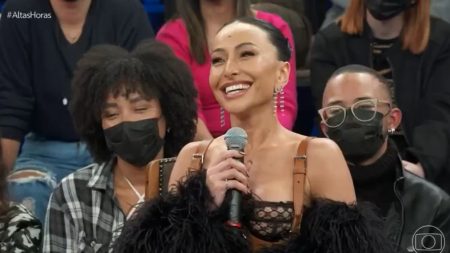 Sabrina Sato surpreende a todos com elogios para apresentadores ao vivo