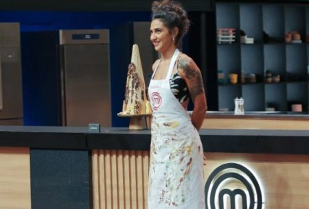 Participante volta ao MasterChef após desafio desastroso com chocolate