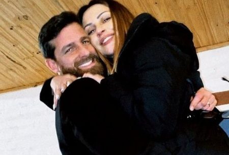 Após casamento no candomblé, Cleo Pires curte lua de mel na Bahia