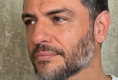Rodrigo Lombardi revela momento encantador durante viagem por Portugal para gravar novela