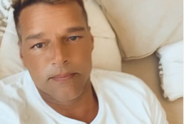 Ricky Martin se pronuncia após acusação de incesto