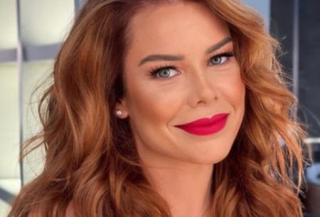 Fernanda Souza surge com decotão arrasador e recebe elogios de famosos
