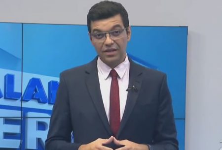 Apresentador da Record se pronuncia após comentário transfóbico