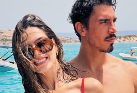 Giovanna Lancellotti se declara ao namorado na internet e revela: “Meu amante”