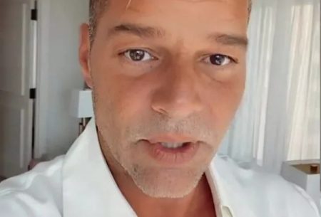 Sobrinho de Ricky Martin retira denúncia de incesto contra o cantor