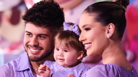 Virgínia Fonseca filma cena fofa da filha dançando música de Zé Felipe
