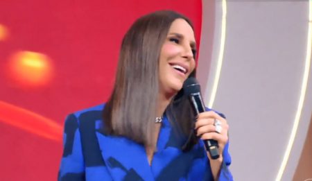 Ivete Sangalo se emociona, solta palavrão e causa gargalhadas na estreia do Pipoca da Ivete