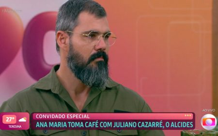 Juliano Cazarré recebe presentes de Ana Maria Braga, fala da filha e cai no choro