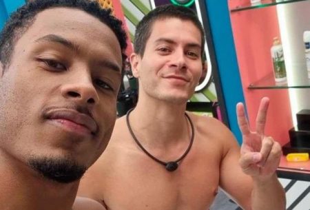 Paulo André revela se ainda mantém contato e amizade com Arthur Aguiar