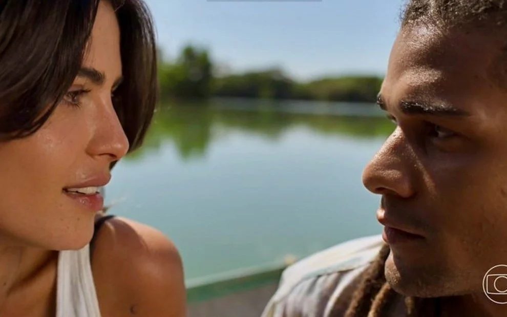 Par romântico em Pantanal, Julia Dalavia e Lucas Leto trocam mensagens carinhosas
